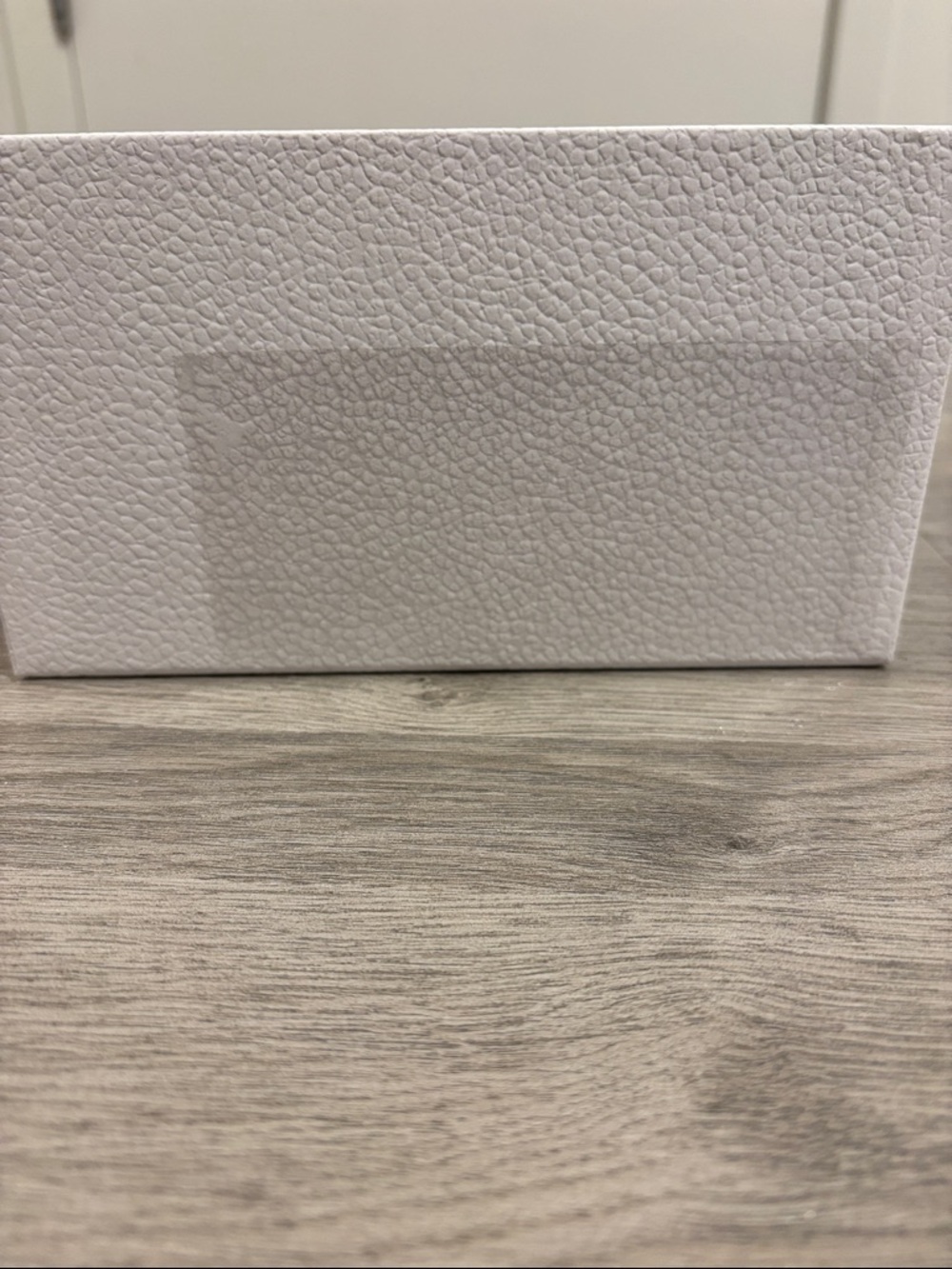 White Dior Shoe Box, 2 Dust Pouches, Ribbon, receipt sleeve and care card set - Picture 12 of 13